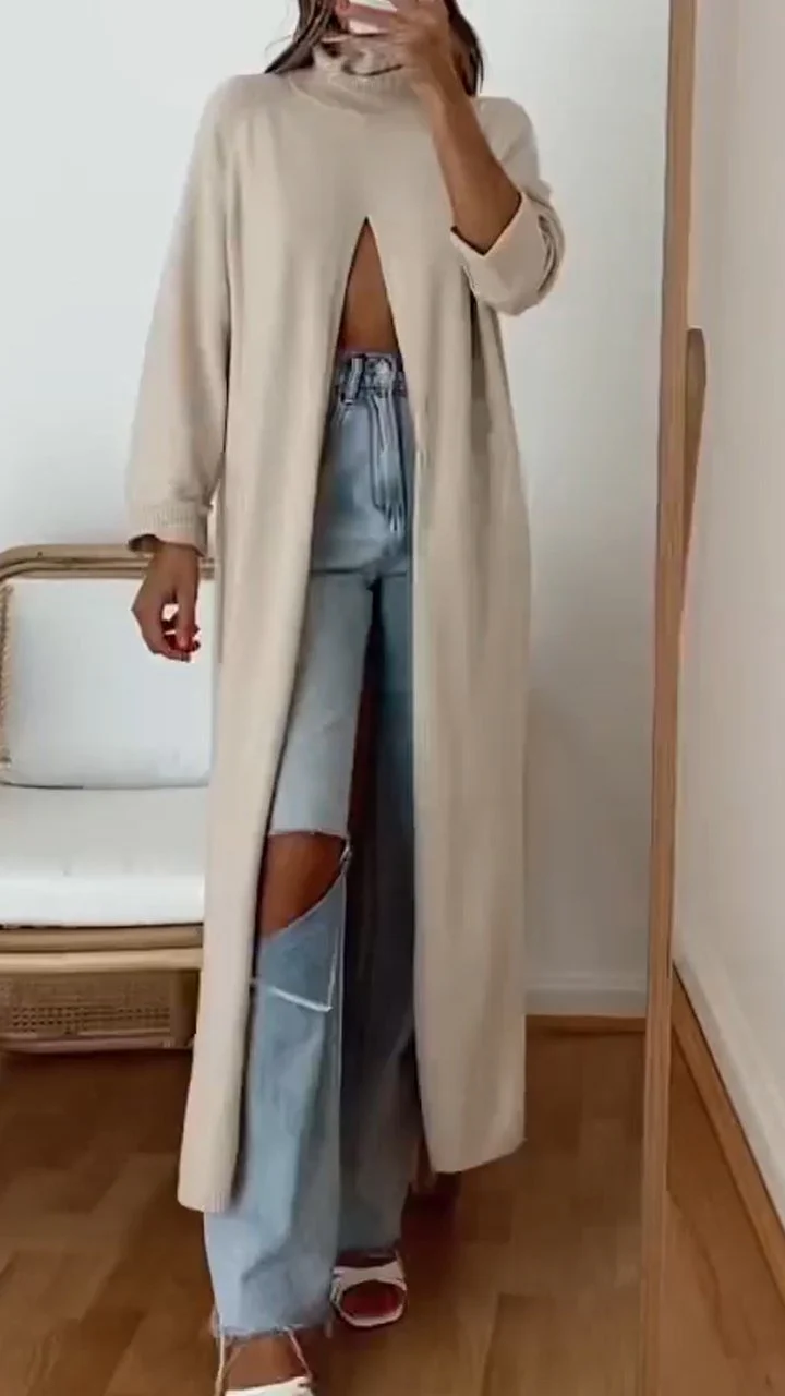 Women's Round Neck with Slits and Long Sleeves